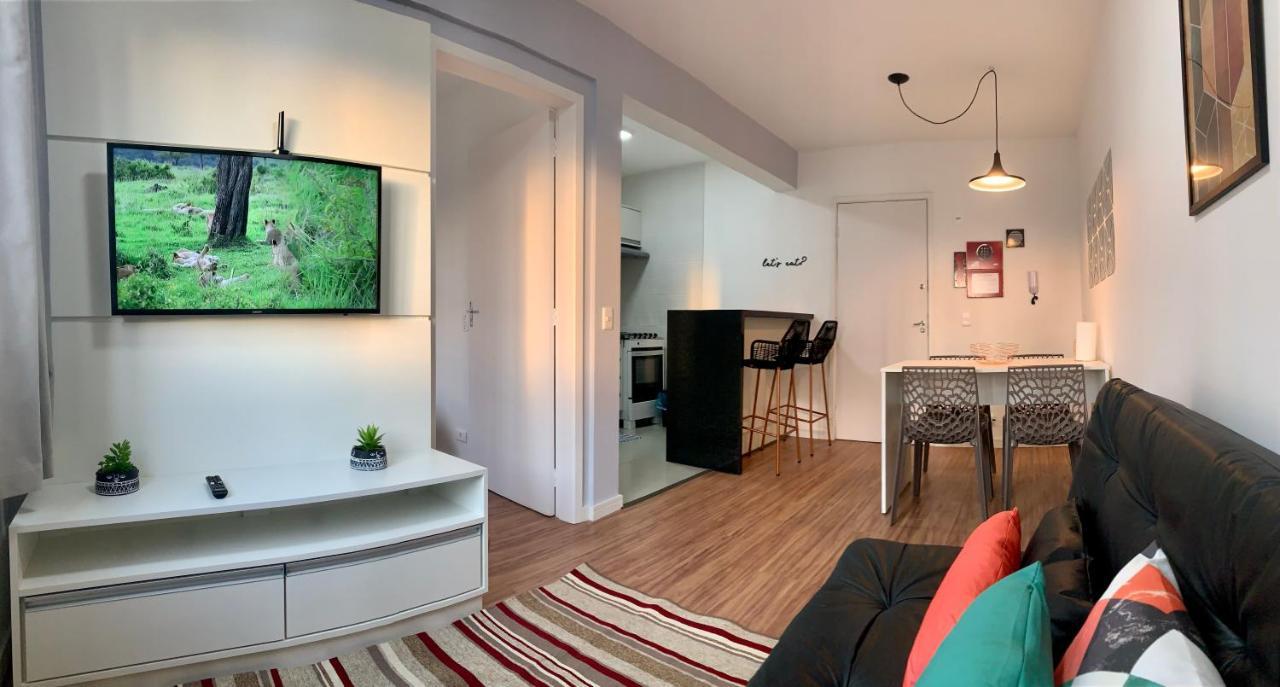 707- Apartamento Encantador, Amplo E Decorado, Quarto, Sala, Cozinha, Mobiliario Moderno, Cozinha Completa Com Utensilios , Excelente Vista Da Cidade E Localizacao Privelegiada No Bairro Bigorrilho Curitiba Luaran gambar