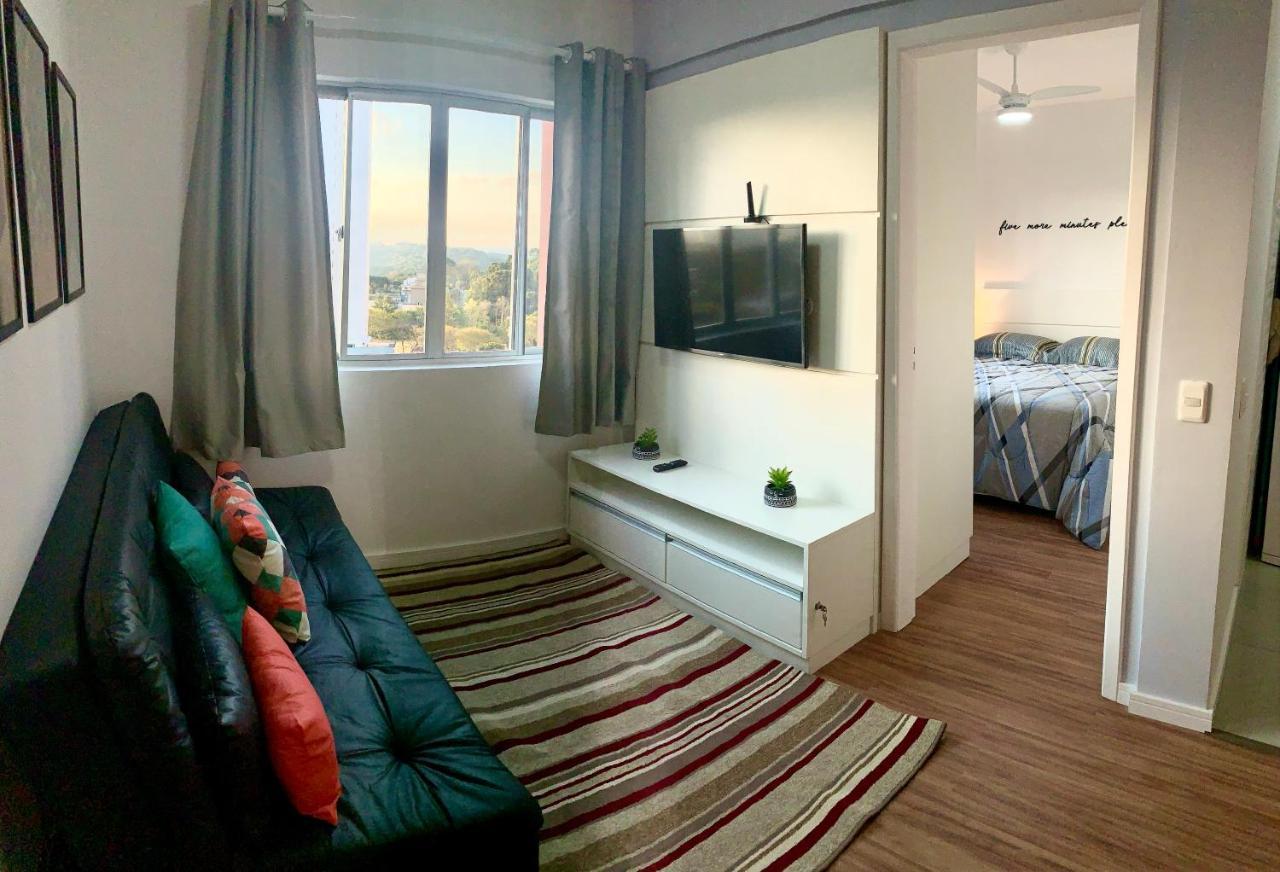 707- Apartamento Encantador, Amplo E Decorado, Quarto, Sala, Cozinha, Mobiliario Moderno, Cozinha Completa Com Utensilios , Excelente Vista Da Cidade E Localizacao Privelegiada No Bairro Bigorrilho Curitiba Luaran gambar