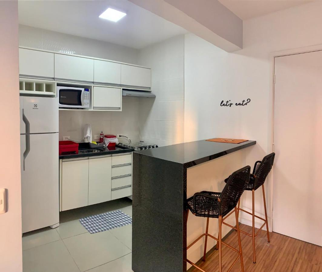 707- Apartamento Encantador, Amplo E Decorado, Quarto, Sala, Cozinha, Mobiliario Moderno, Cozinha Completa Com Utensilios , Excelente Vista Da Cidade E Localizacao Privelegiada No Bairro Bigorrilho Curitiba Luaran gambar