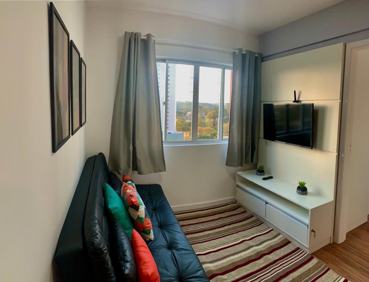707- Apartamento Encantador, Amplo E Decorado, Quarto, Sala, Cozinha, Mobiliario Moderno, Cozinha Completa Com Utensilios , Excelente Vista Da Cidade E Localizacao Privelegiada No Bairro Bigorrilho Curitiba Luaran gambar